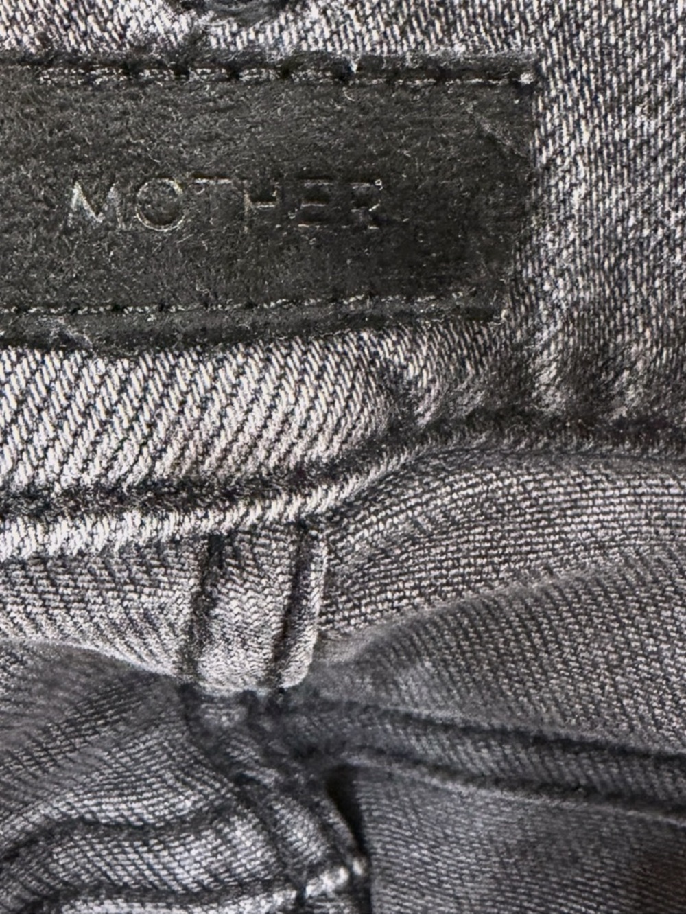 MOTHER The Mid Rise Hiker Hover Jeans in Call It A Night  Size 27 - Picture 4 of 15